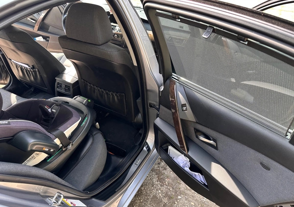 BMW Seria 5 cena 32900 przebieg: 227000, rok produkcji 2003 z Bełchatów małe 529